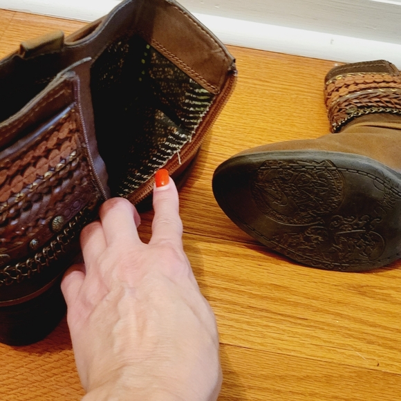 Booties - Picture 3 of 11